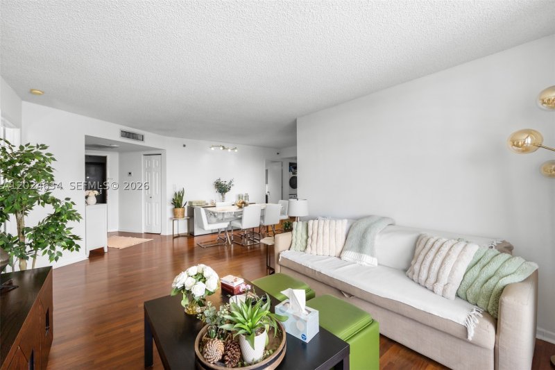 Condo for sale at Parc Central Aventura 1601