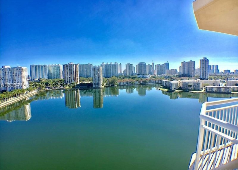 Apartment for rent at Del Prado South Tower 1904