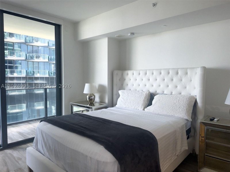 Apartment for rent at SLS Lux Brickell 2607