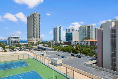 Aluguel de apartamento no Plaza of the Americas 417