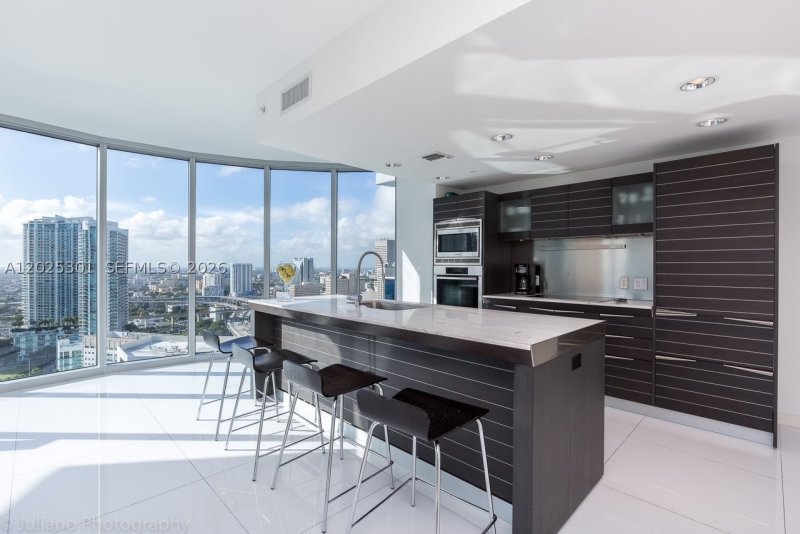 Comprar apartamento no Epic Miami 3102