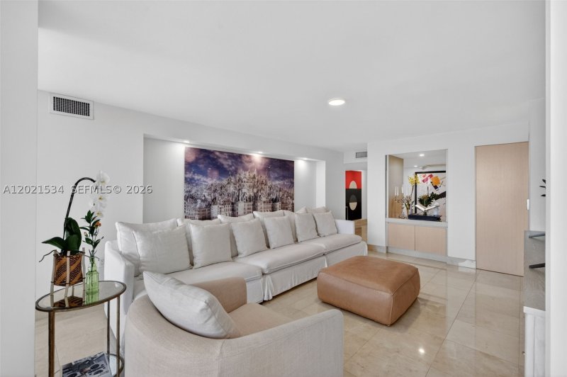 Condo for sale at Grove Isles Tower II B801-802