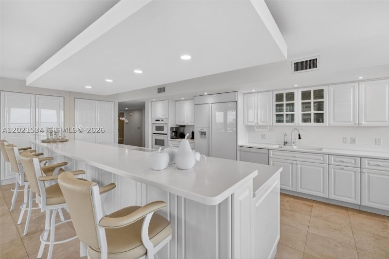 Condo for sale at Grove Isles Tower II B801-802