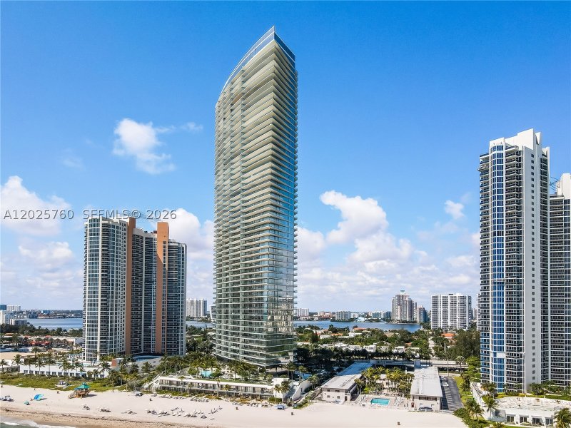 Condo for sale at Residences by Armani / Casa 3504