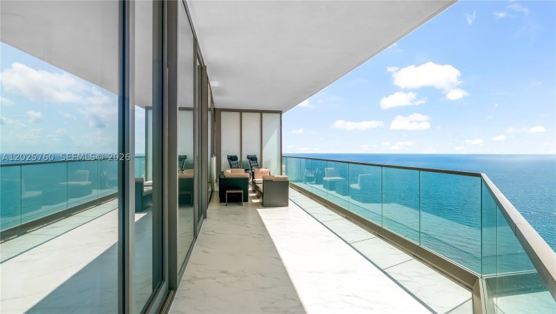 Condo for sale at Residences by Armani / Casa 3504