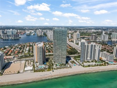 Alquiler de apartamento en Residences by Armani / Casa 3504