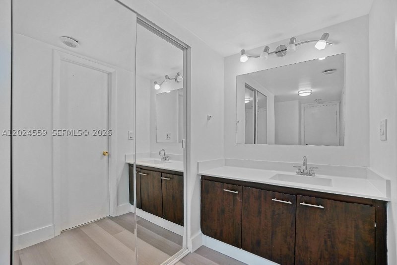 Comprar apartamento en Manatee 309