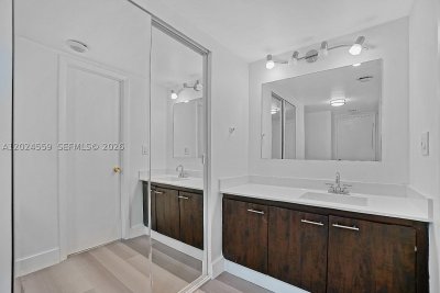 Comprar apartamento en Manatee 309