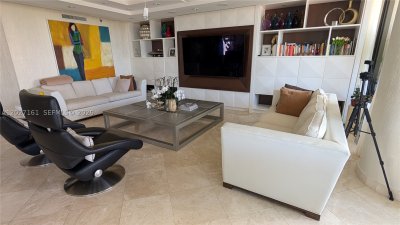 Aluguel de apartamento no 2000 Williams Island 1404