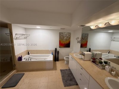 Comprar apartamento no Turnberry Village South 804