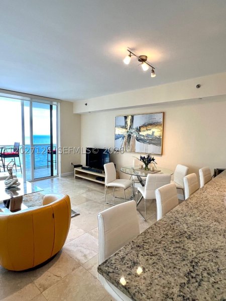 Alquiler de apartamento en Beach Club Two 1812