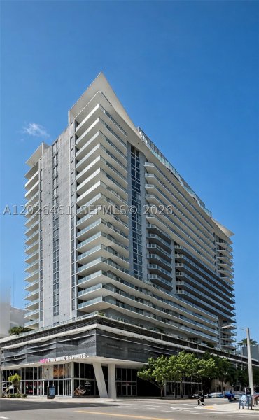 Condo for sale at Brickell Ten 809