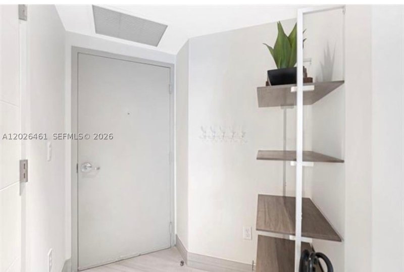 Condo for sale at Brickell Ten 809