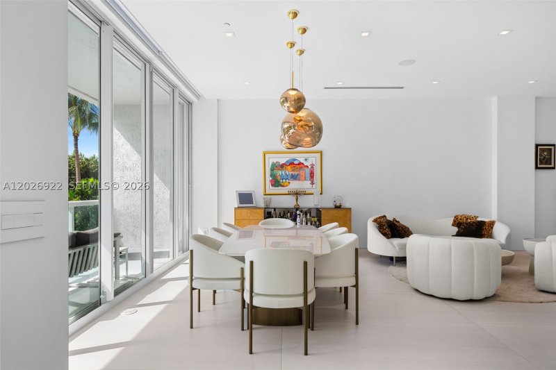 Condo for sale at Oceania 5 TH-8