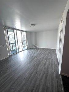 Comprar apartamento no 50 Biscayne 3303