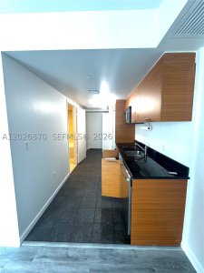 Comprar apartamento no 50 Biscayne 3303