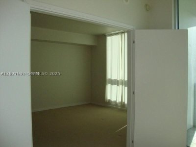 Comprar apartamento en Met 1 T-2909