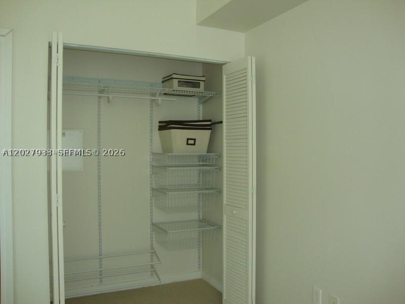 Comprar apartamento en Met 1 T-2909