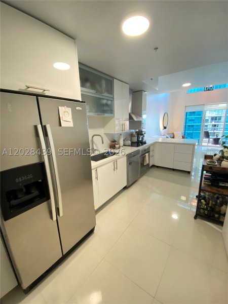 Condo for sale at Infinity on Brickell 2212