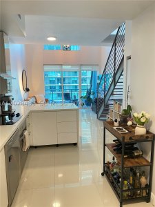 Comprar apartamento no Infinity on Brickell 2212