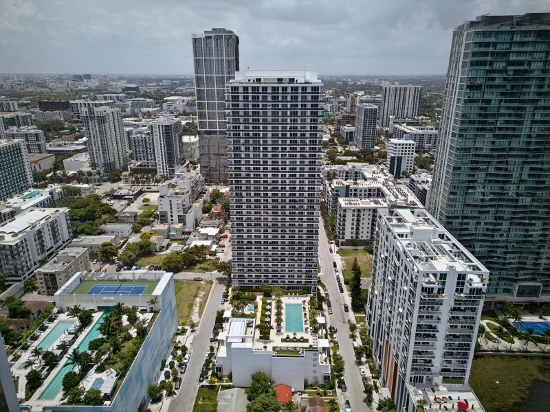 Apartment for rent at Bay House 1605