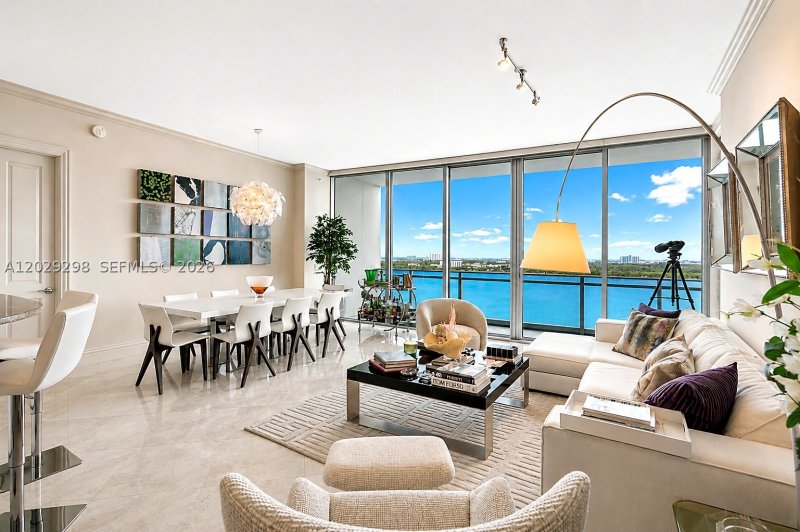 Comprar apartamento en Ritz Carlton One Bal Harbour 1606