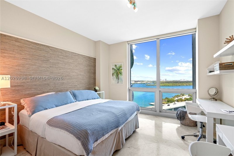 Comprar apartamento en Ritz Carlton One Bal Harbour 1606