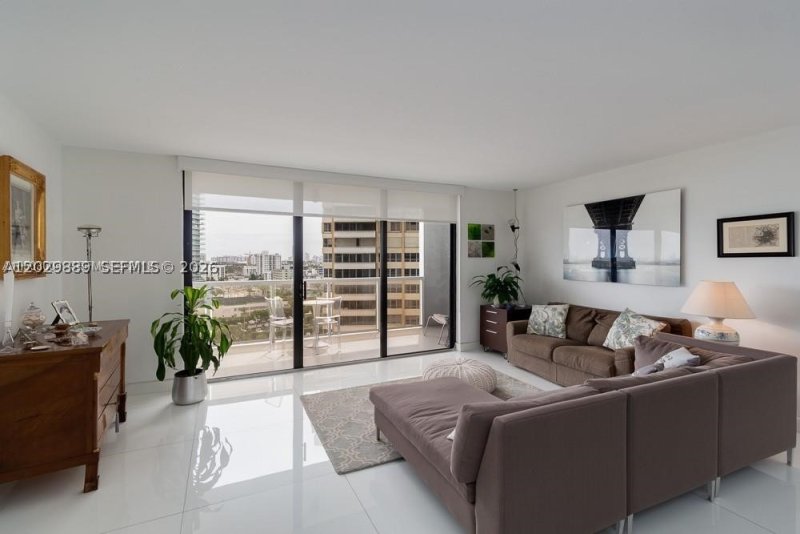 Apartment for rent at Nine Island Avenue 1111