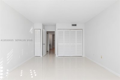 Alquiler de apartamento en Cape Florida Club 207