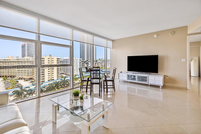 Alquiler de apartamento en Beach Club Two 907