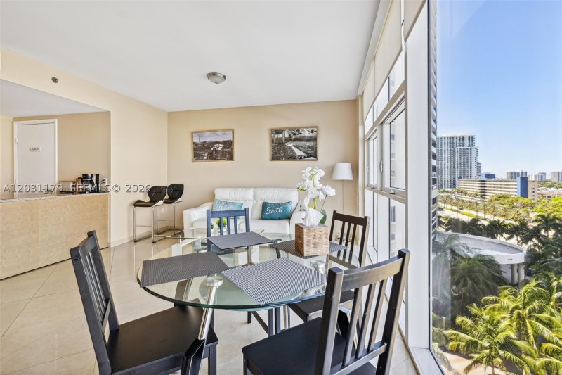 Alquiler de apartamento en Beach Club Two 907