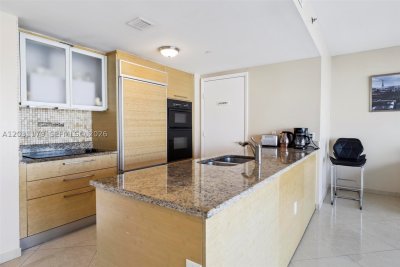 Aluguel de apartamento no Beach Club Two 907