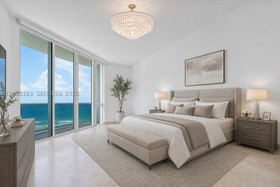 Comprar apartamento no Trump Tower Two 904