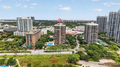 Yacht Harbour Apt #4A