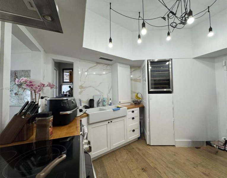Apartment for rent at Majorca Towers Ph10