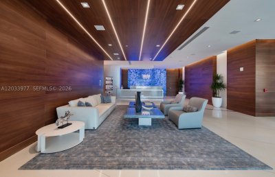 Comprar apartamento en Parque Towers at St. Tropez 5-2002