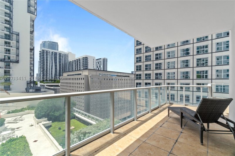 Comprar apartamento en Met 1 T-1411