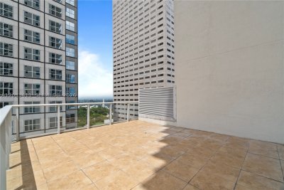 Comprar apartamento en Met 1 T-1411