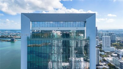 Comprar apartamento en Villa Residences Edgewater PH-01