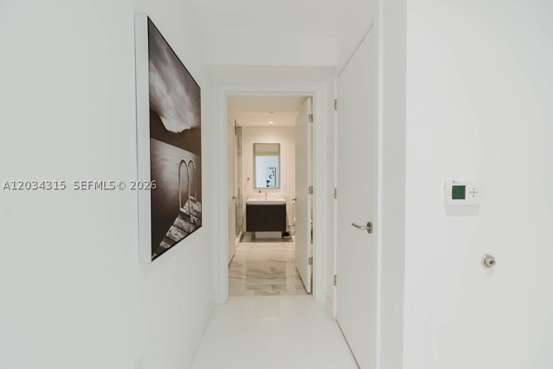 Condo for sale at Paramount Miami WorldCenter 2403