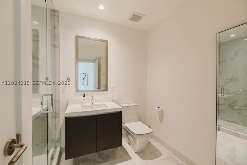 Condo for sale at Paramount Miami WorldCenter 2403