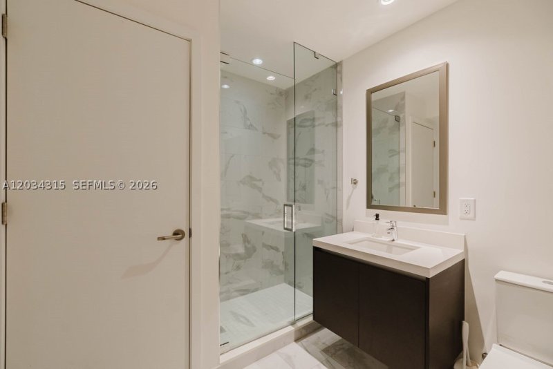 Condo for sale at Paramount Miami WorldCenter 2403