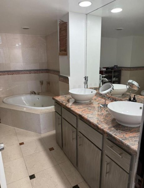 Condo for sale at Plaza Towers North 1209