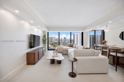 Comprar apartamento no Turnberry Towers 19F