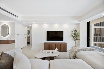 Comprar apartamento no Turnberry Towers 19F