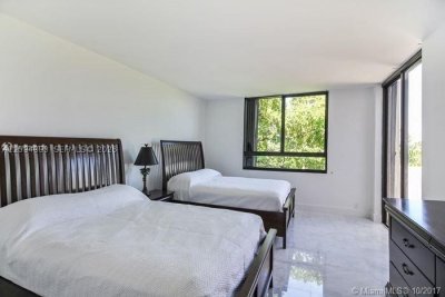 Alquiler de apartamento en Key Colony IV Botanica 474
