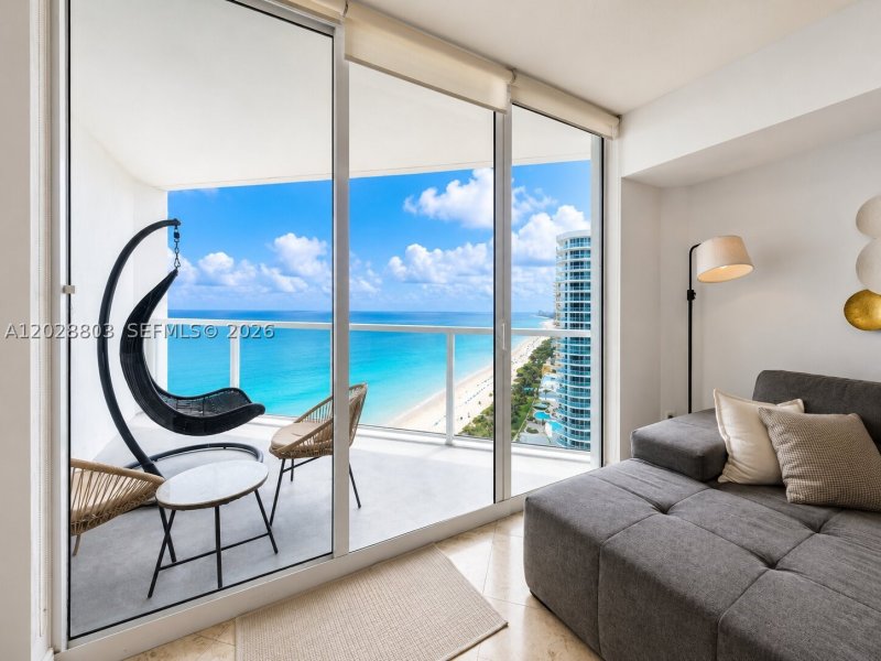 Alquiler de apartamento en La Perla 2301