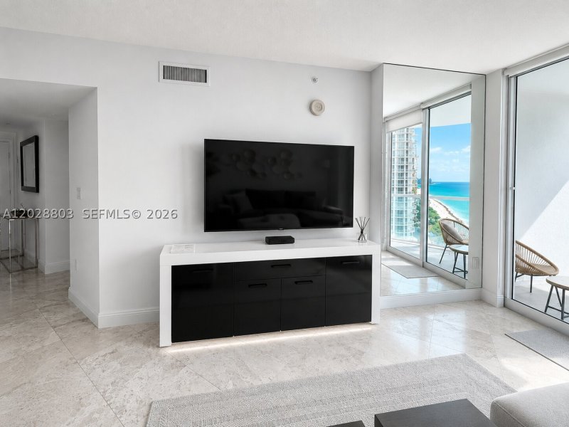 Alquiler de apartamento en La Perla 2301