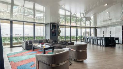 Comprar apartamento en Porto Vita 1205