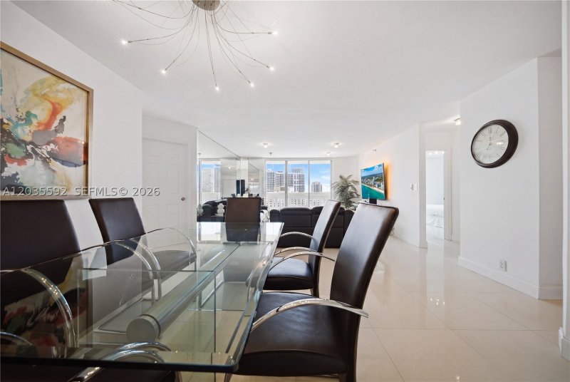 Condo for sale at Mystic Pointe 500 2013